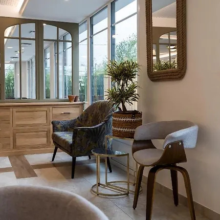 Le 25 安德诺莱斯贝恩