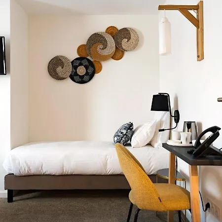 Le 25 安德诺莱斯贝恩