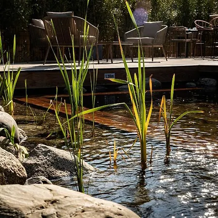 Le 25 安德诺莱斯贝恩