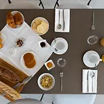 Hotel Le 25