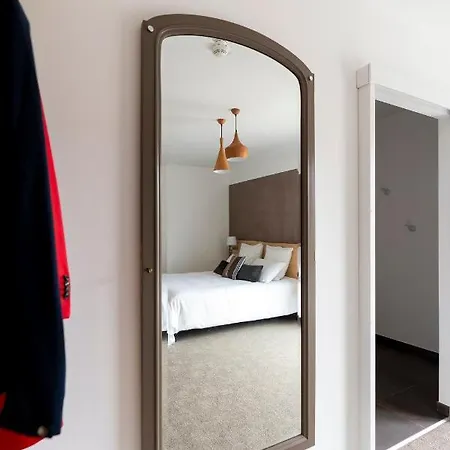Le 25 Hotell