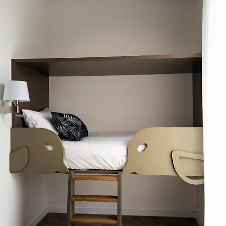 Le 25 Hotel
