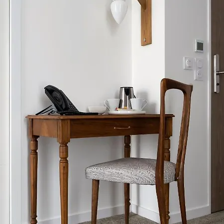 Le 25 Hotell Andernos-les-Bains