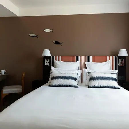 Le 25 Hotell 3*